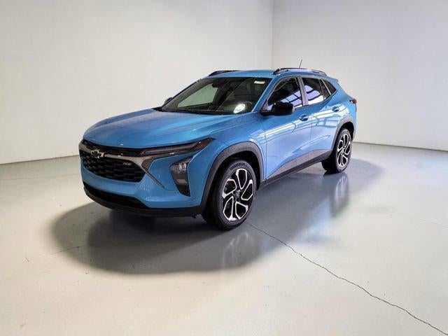 2026 Chevrolet Trax 2RS in Marina Blue Metallic — front three-quarter view